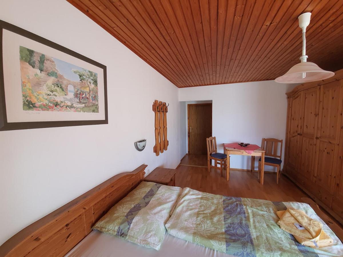 Landgasthof Waldesruh Guest house Gallspach